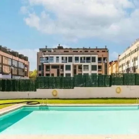 Con Calefaccion, Balcon Y Hermosas Vistas Posada De Llanes