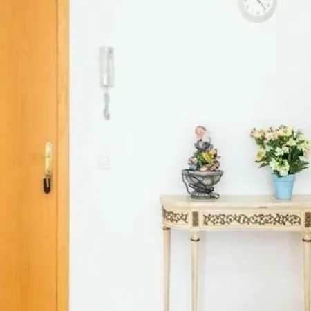 Con Calefaccion, Balcon Y Hermosas Vistas * Posada De Llanes